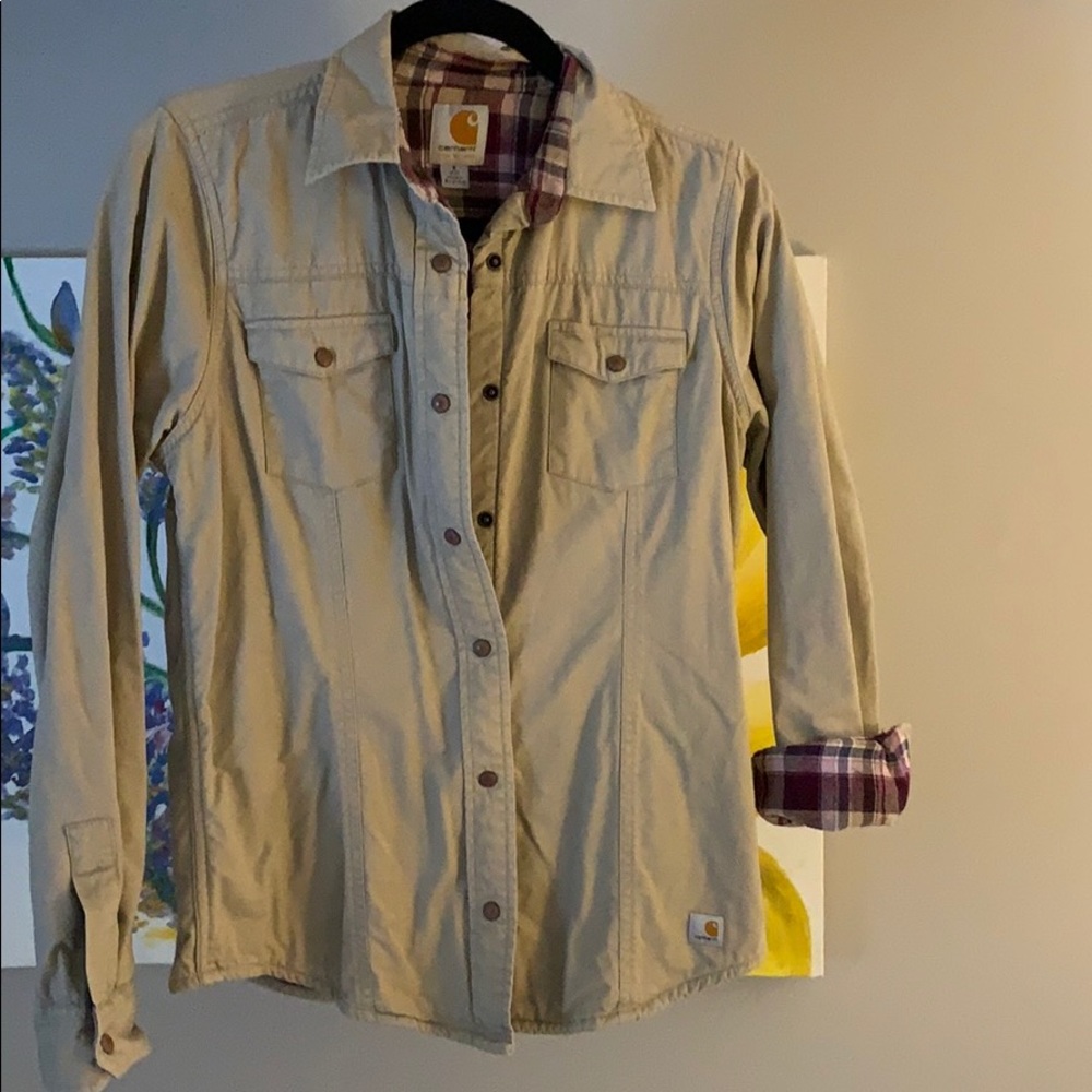 Women’s carhartt button down flannel lined top
